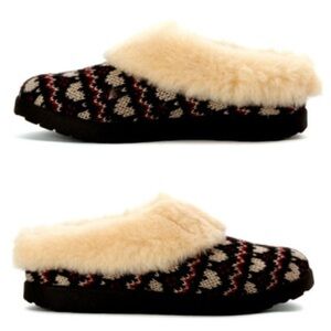 UGG Women's Slippers with Black and Cream Design